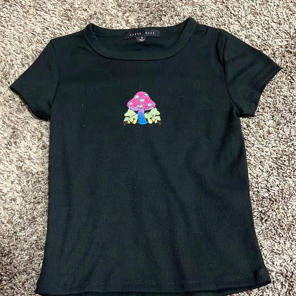 Mushroom/Black Tee